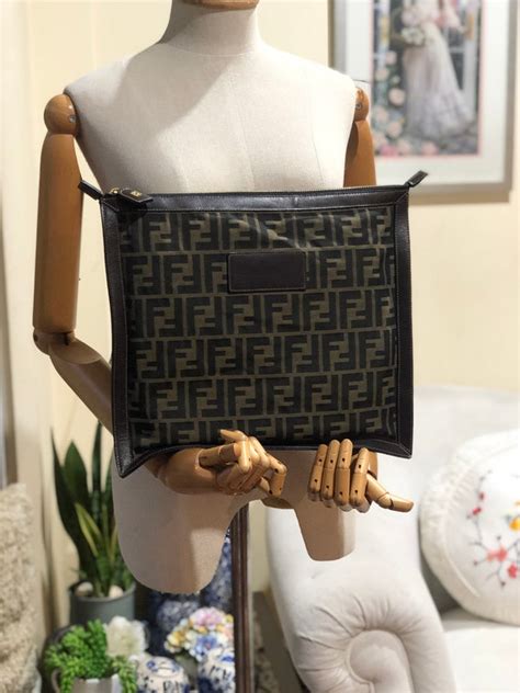 FENDI Roma Italy 1925 Large Clutch 14x10 